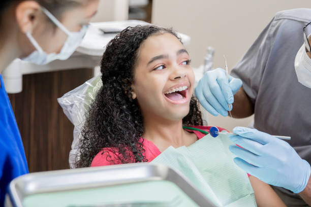 Best Emergency Dentist for Knocked-Out Tooth in Holdenville, OK